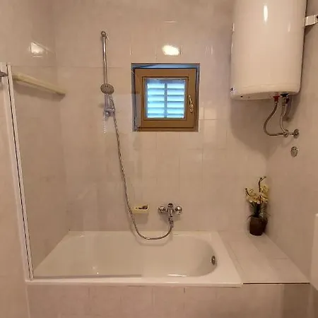 Apartment Soline Ada Pjescana Uvala