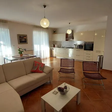 Soline Ada Pjescana Uvala