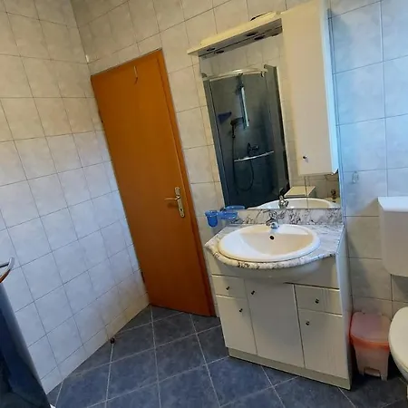 Soline Ada * Pjescana Uvala