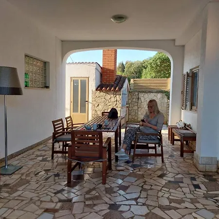 Apartment Soline Ada Pjescana Uvala